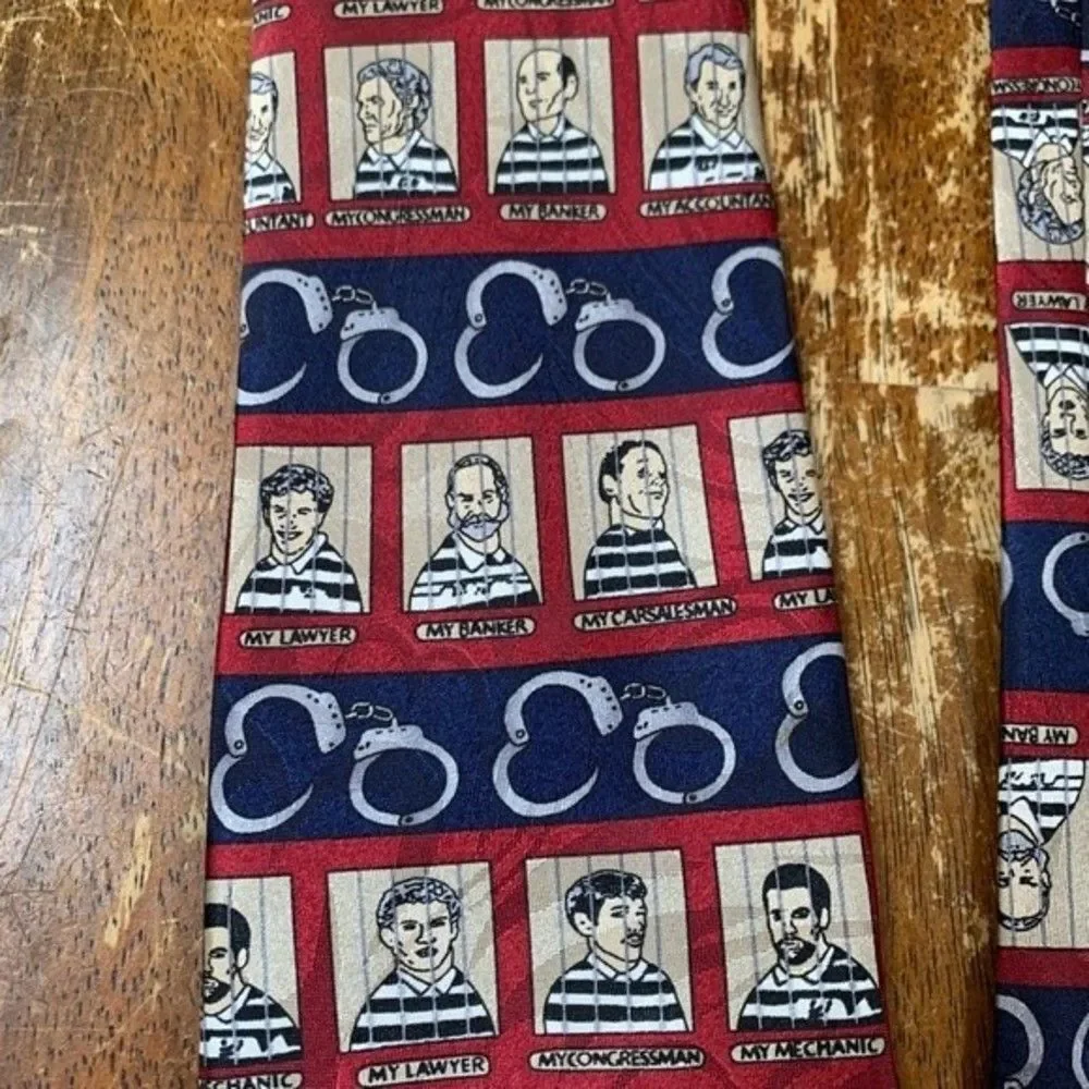 Mens Novelty Necktie Handcuffs Mugshot Lawyer Banker Congressman Navy‎ Red